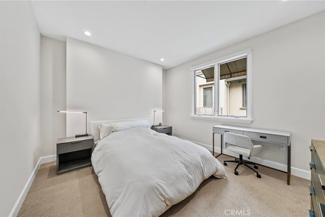 823 S Bundy Drive 110, Los Angeles, CA 90049 — photo 33 of 48