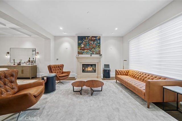 823 S Bundy Drive 110, Los Angeles, CA 90049 — photo 8 of 48