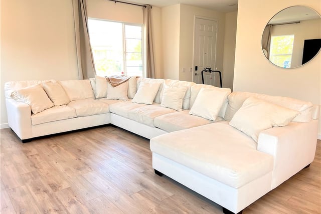 27620 Symphony Place, Valencia, CA 91381 — photo 5 of 36