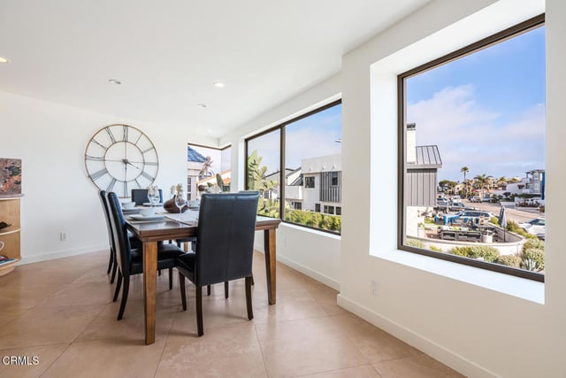 3300 Ocean Drive, Oxnard, CA 93035 — photo 17 of 59