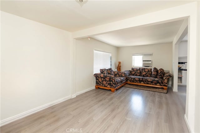 285 W 9th Street, San Pedro, CA 90731 — photo 13 of 22