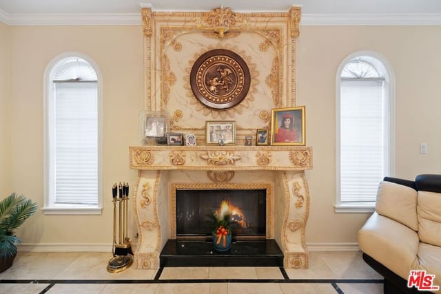 2431 Benedict Canyon Drive, Beverly Hills, CA 90210 — photo 30 of 65
