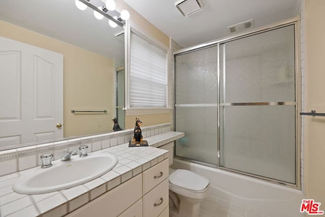 2431 Benedict Canyon Drive, Beverly Hills, CA 90210 — photo 46 of 65