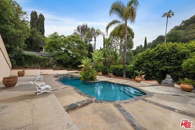 2431 Benedict Canyon Drive, Beverly Hills, CA 90210 — photo 52 of 65