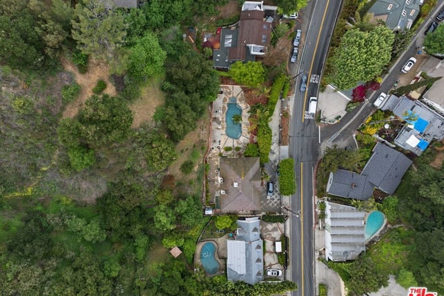 2431 Benedict Canyon Drive, Beverly Hills, CA 90210 — photo 65 of 65