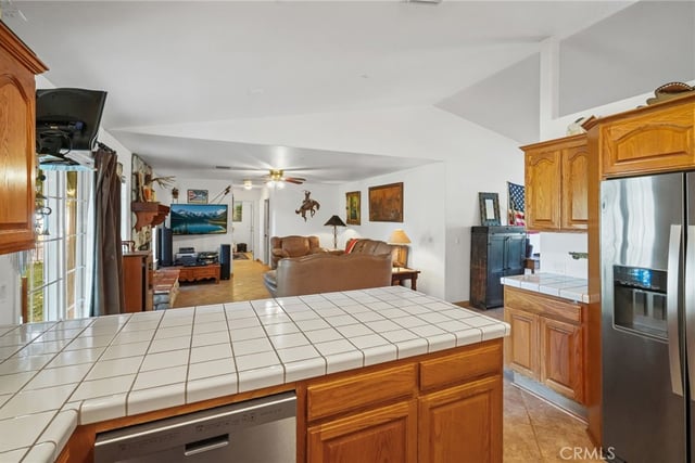 11709 Mint Canyon Road, Agua Dulce, CA 91390 — photo 8 of 49