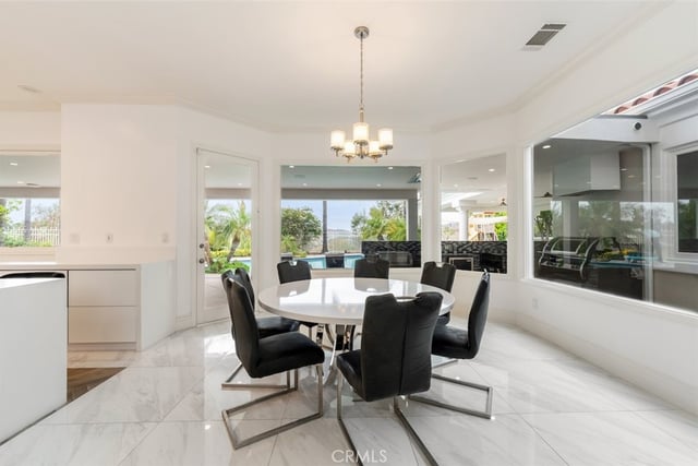 5633 Newcastle Ln, Calabasas, CA 91302 — photo 11 of 65