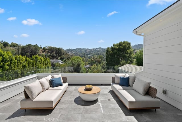 16630 Oldham Place, Encino, CA 91436 — photo 36 of 74