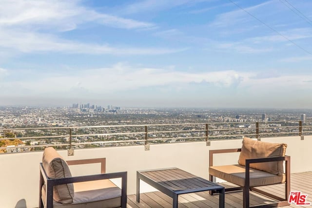 1610 Viewmont Drive, Los Angeles, CA 90069 — photo 18 of 22