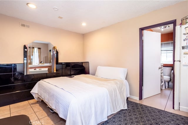 6402 Graves Avenue, Van Nuys, CA 91406 — photo 20 of 56