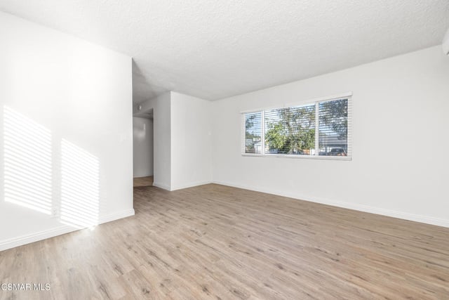 22002 Ybarra Road, Woodland Hills, CA 91364 — photo 12 of 31