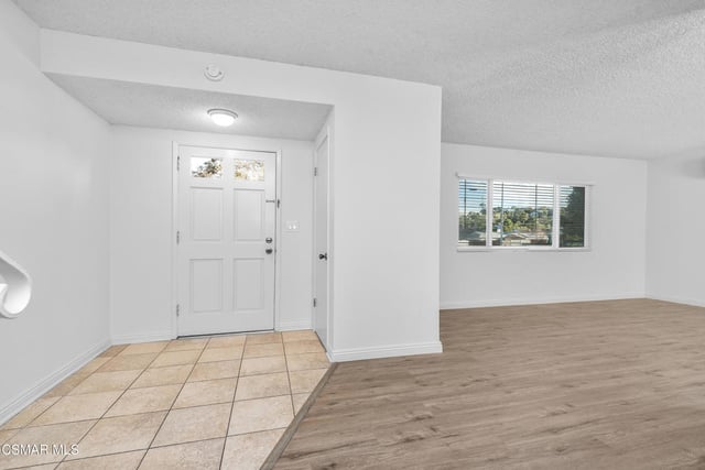22002 Ybarra Road, Woodland Hills, CA 91364 — photo 8 of 31