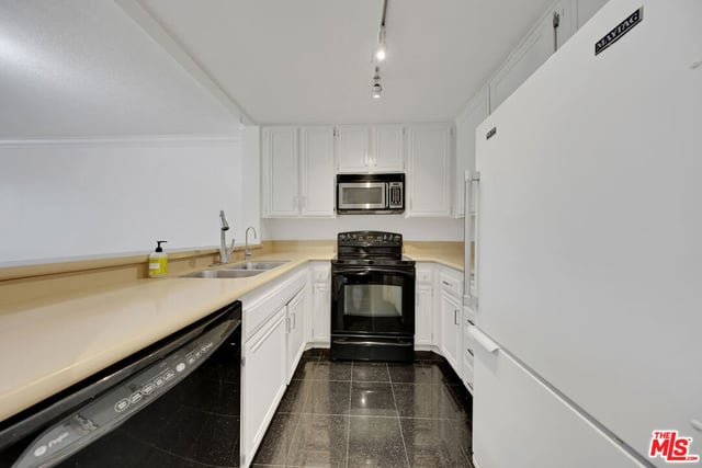 121 S Hope Street 429, Los Angeles, CA 90012 — photo 12 of 45