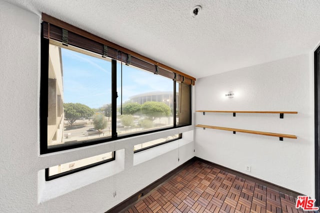 121 S Hope Street 429, Los Angeles, CA 90012 — photo 7 of 45