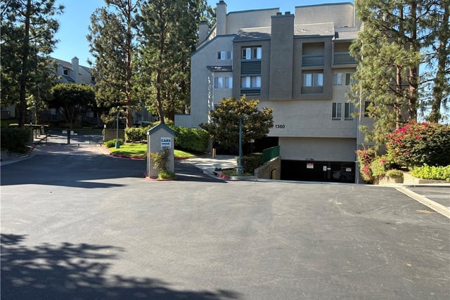 1360 W Capitol Drive 332, San Pedro, CA 90732 — photo 2 of 47