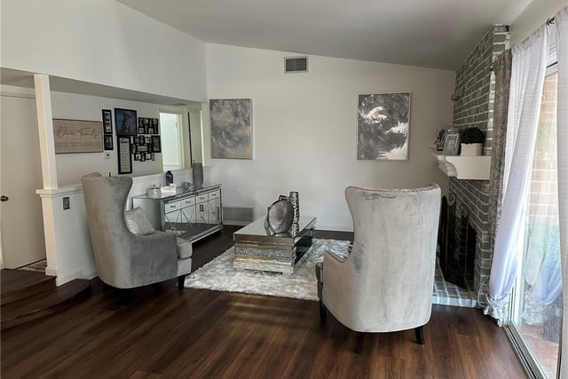 2752 Wanda Ave, Simi Valley, CA 93065 — photo 15 of 40