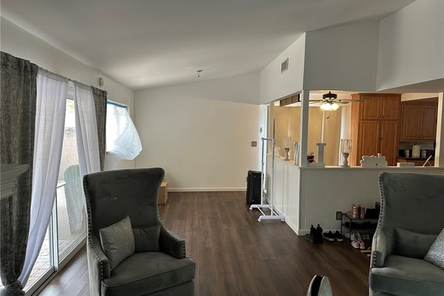 2752 Wanda Ave, Simi Valley, CA 93065 — photo 8 of 40