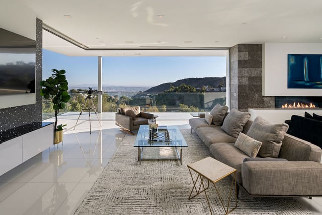 7080 Mulholland Drive, Los Angeles, CA 90068 — photo 9 of 21