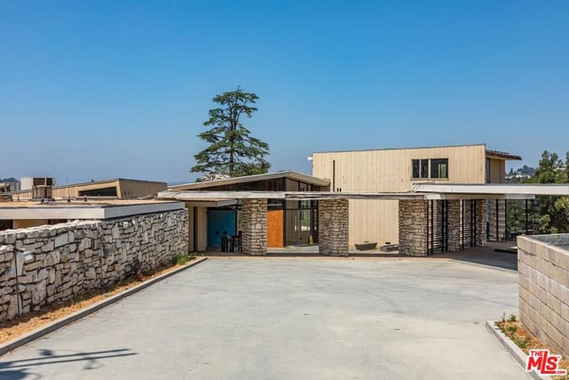 2859 Coldwater Canyon Drive, Beverly Hills, CA 90210 — photo 13 of 20