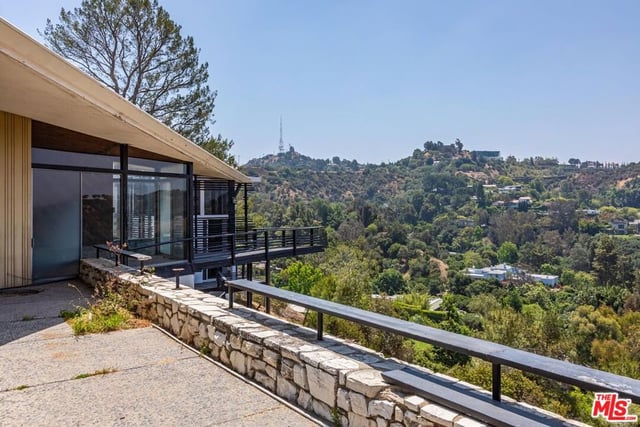2859 Coldwater Canyon Drive, Beverly Hills, CA 90210 — photo 17 of 20