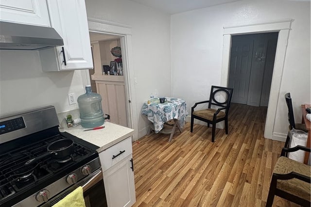 1266 E E 50th street, Los Angeles, CA 90011 — photo 3 of 19