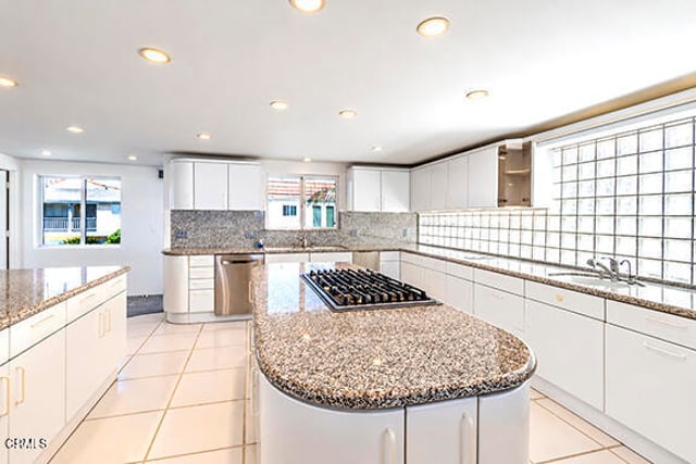 3405 Ocean Drive, Oxnard, CA 93035 — photo 27 of 50