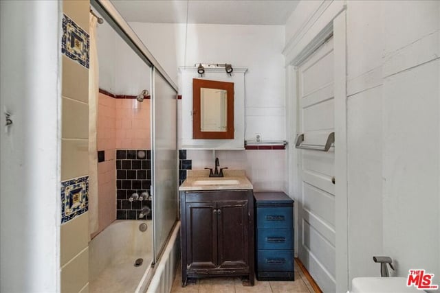 741 N Harvard Boulevard, Los Angeles, CA 90029 — photo 14 of 29