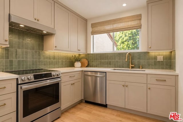 19547 Rinaldi Street 30, Porter Ranch, CA 91326 — photo 26 of 38