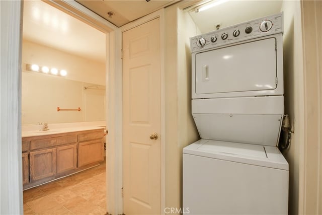 11410 Brookshire 316, Downey, CA 90241 — photo 12 of 15
