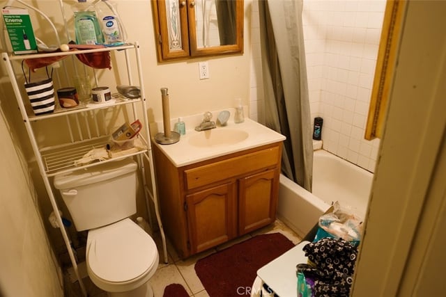 226 E 105th Street, Los Angeles, CA 90003 — photo 8 of 8