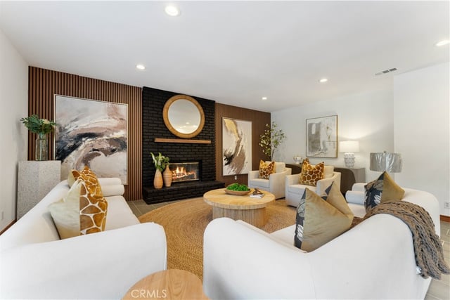 1011 Rodeo Road, Arcadia, CA 91006 — photo 12 of 44