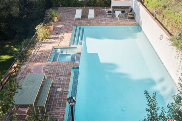 391 N Saltair Avenue, Los Angeles, CA 90049 — photo 16 of 19