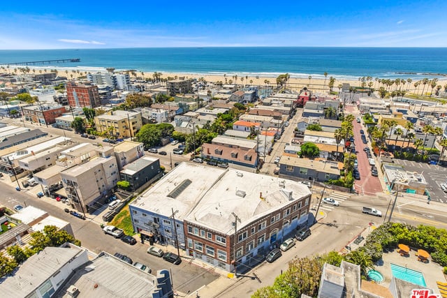 1802 Pacific Avenue, Venice, CA 90291 — photo 14 of 16