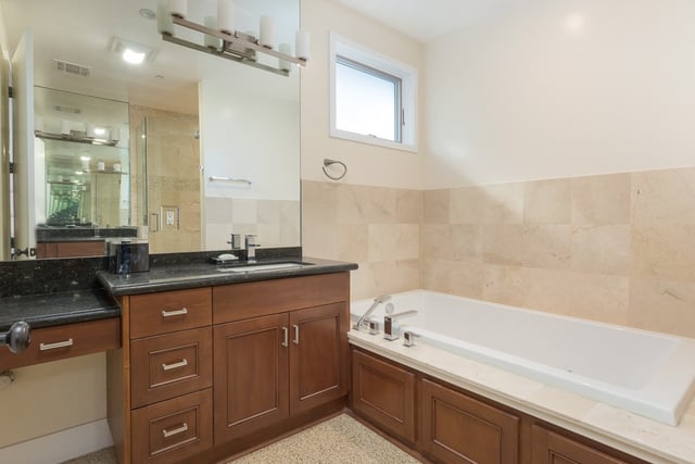 43 Avenida Corona, Rancho Palos Verdes, CA 90275 — photo 15 of 43