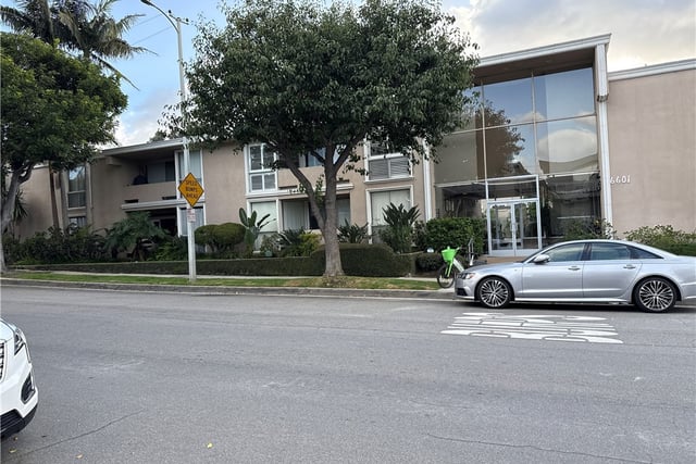 6601 Springpark 14, Los Angeles, CA 90056 — photo 3 of 3