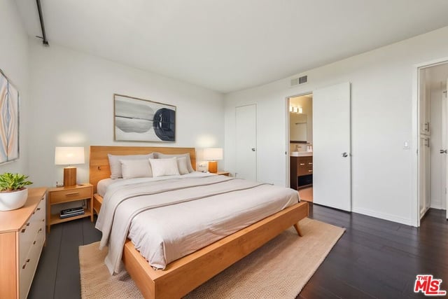 100 S Doheny Drive 501, Los Angeles, CA 90048 — photo 15 of 29