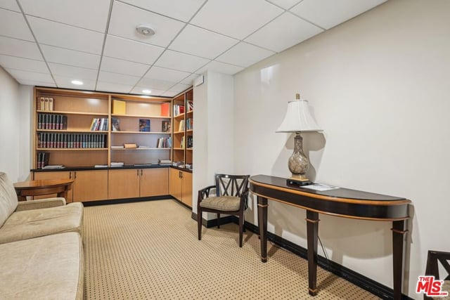100 S Doheny Drive 501, Los Angeles, CA 90048 — photo 21 of 29