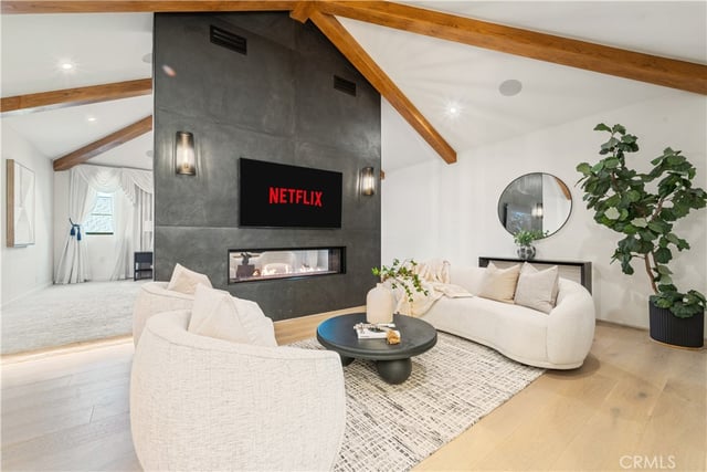 20620 Chatsboro Drive, Woodland Hills, CA 91364 — photo 36 of 75