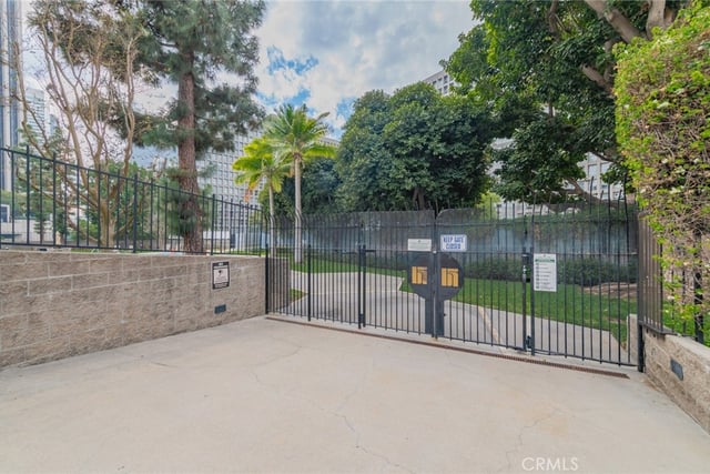 800 W 1st Street 504, Los Angeles, CA 90012 — photo 20 of 39