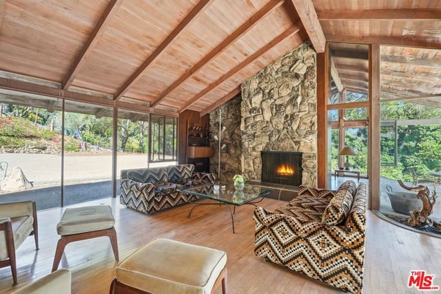 13241 Riviera Ranch Road, Los Angeles, CA 90049 — photo 4 of 14