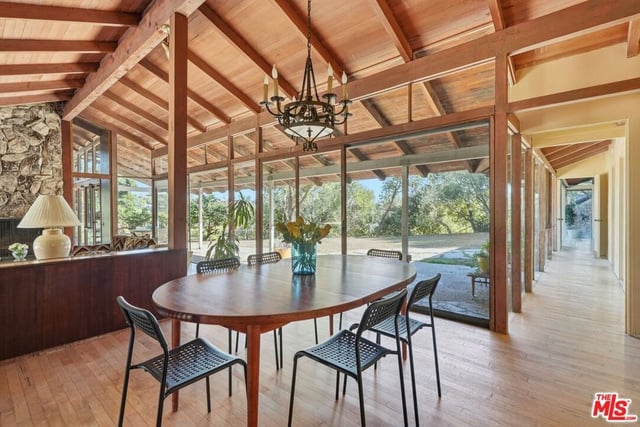 13241 Riviera Ranch Road, Los Angeles, CA 90049 — photo 7 of 14