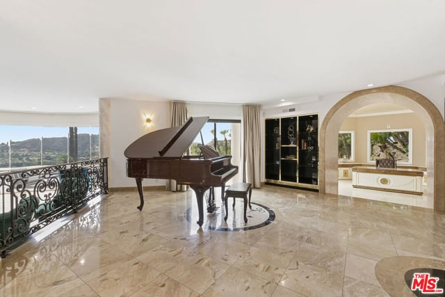 24366 La Masina Court, Calabasas, CA 91302 — photo 10 of 55