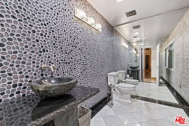 24366 La Masina Court, Calabasas, CA 91302 — photo 49 of 55