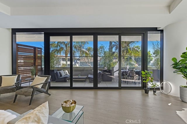 8420 W Sunset Boulevard 108, Los Angeles, CA 90069 — photo 12 of 53
