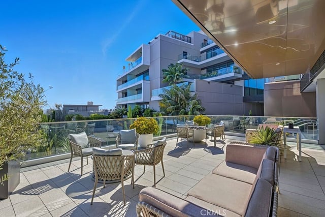 8420 W Sunset Boulevard 108, Los Angeles, CA 90069 — photo 34 of 53