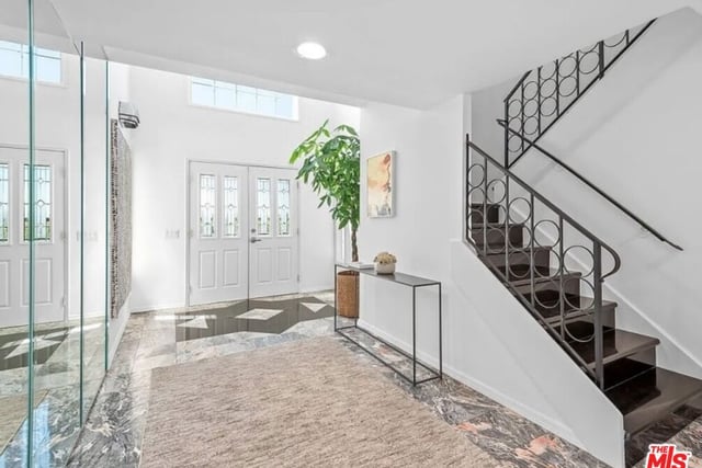 1871 Marcheeta Place, Los Angeles, CA 90069 — photo 9 of 18