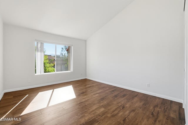 245 Oakleaf Drive 205, Thousand Oaks, CA 91360 — photo 17 of 30