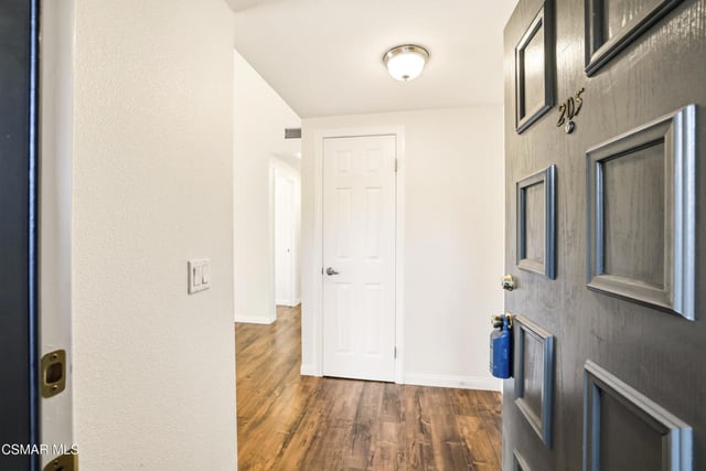 245 Oakleaf Drive 205, Thousand Oaks, CA 91360 — photo 3 of 30