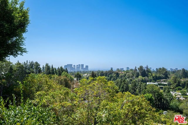 1255 Delresto Drive, Beverly Hills, CA 90210 — photo 10 of 20