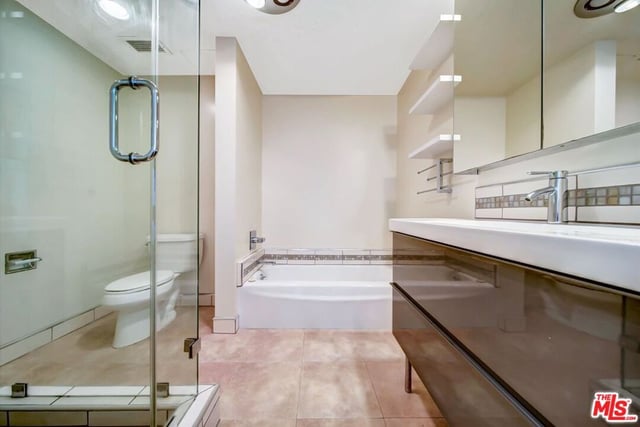 2160 Century Park 1503, Los Angeles, CA 90067 — photo 16 of 22